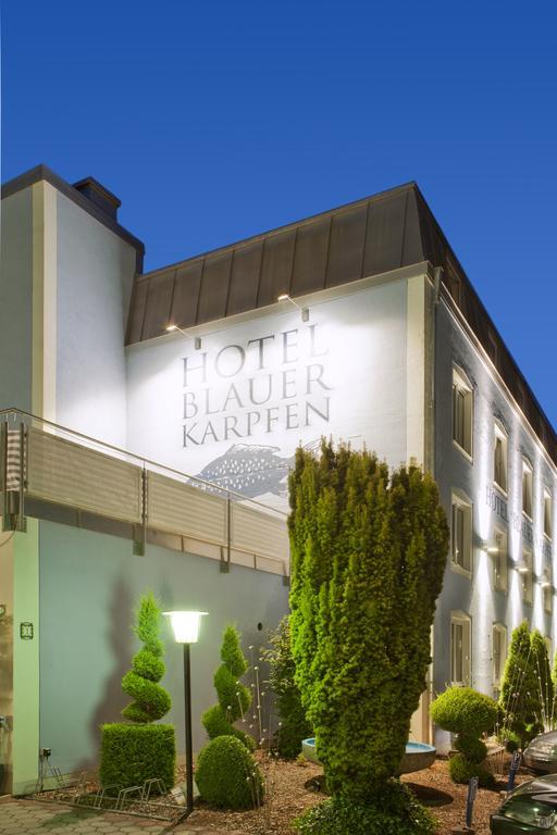 Hotel Blauer Karpfen Oberschleißheim Exterior foto